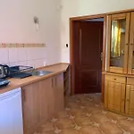 Nocleg ze śniadaniem Domjana 3*