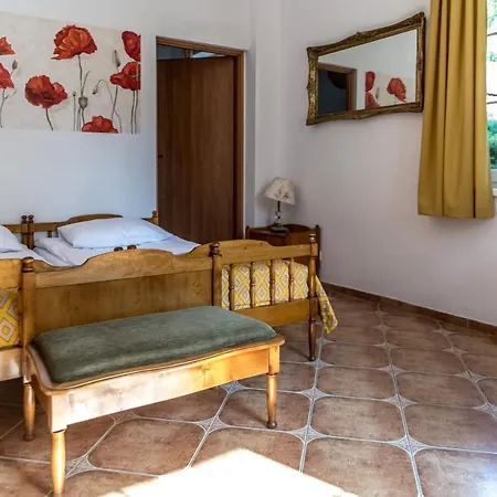 Oda ve Kahvaltı Domjana