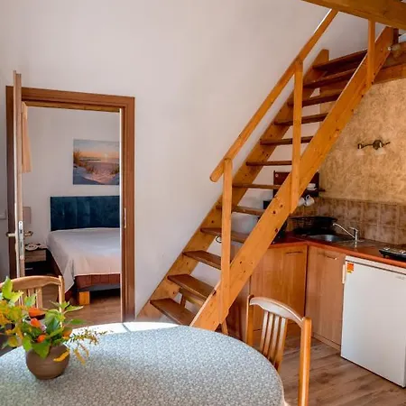 Domjana Oda ve Kahvaltı 3*