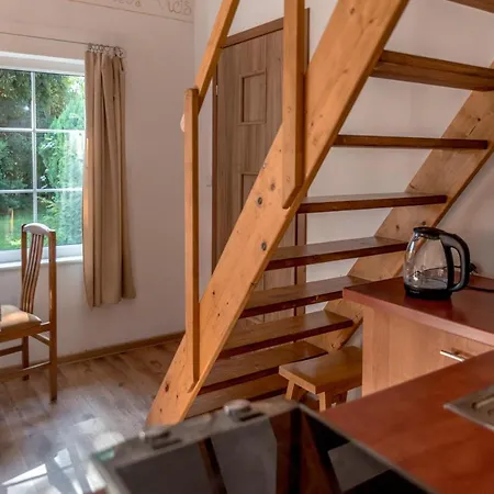 Oda ve Kahvaltı Domjana 3*