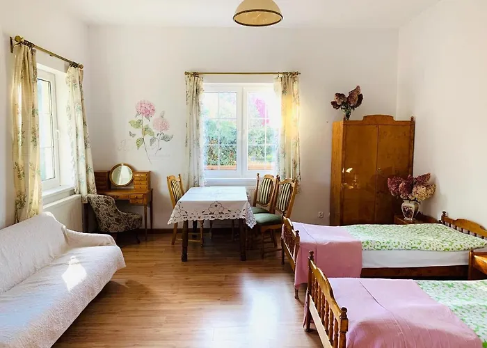 Domjana فندق مبيت وإفطار لوبيتاتو