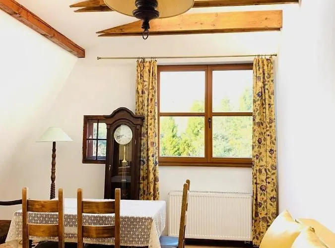 Domjana فندق مبيت وإفطار