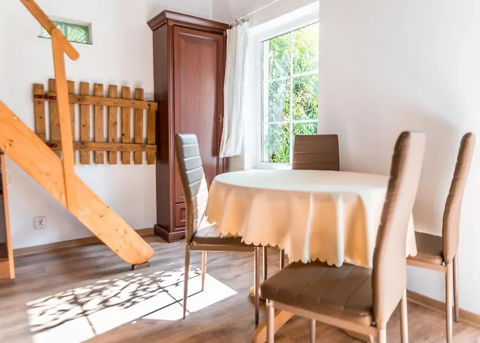 Domjana فندق مبيت وإفطار لوبيتاتو