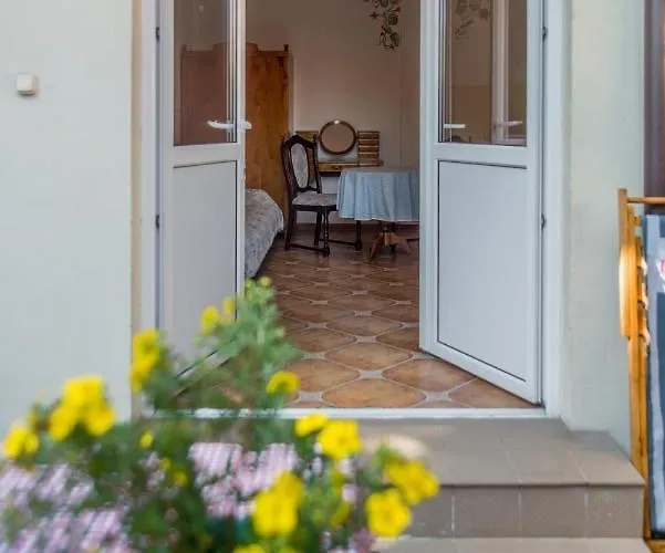 Domjana لوبيتاتو