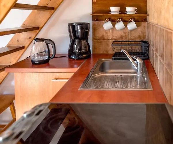 Domjana فندق مبيت وإفطار 3*